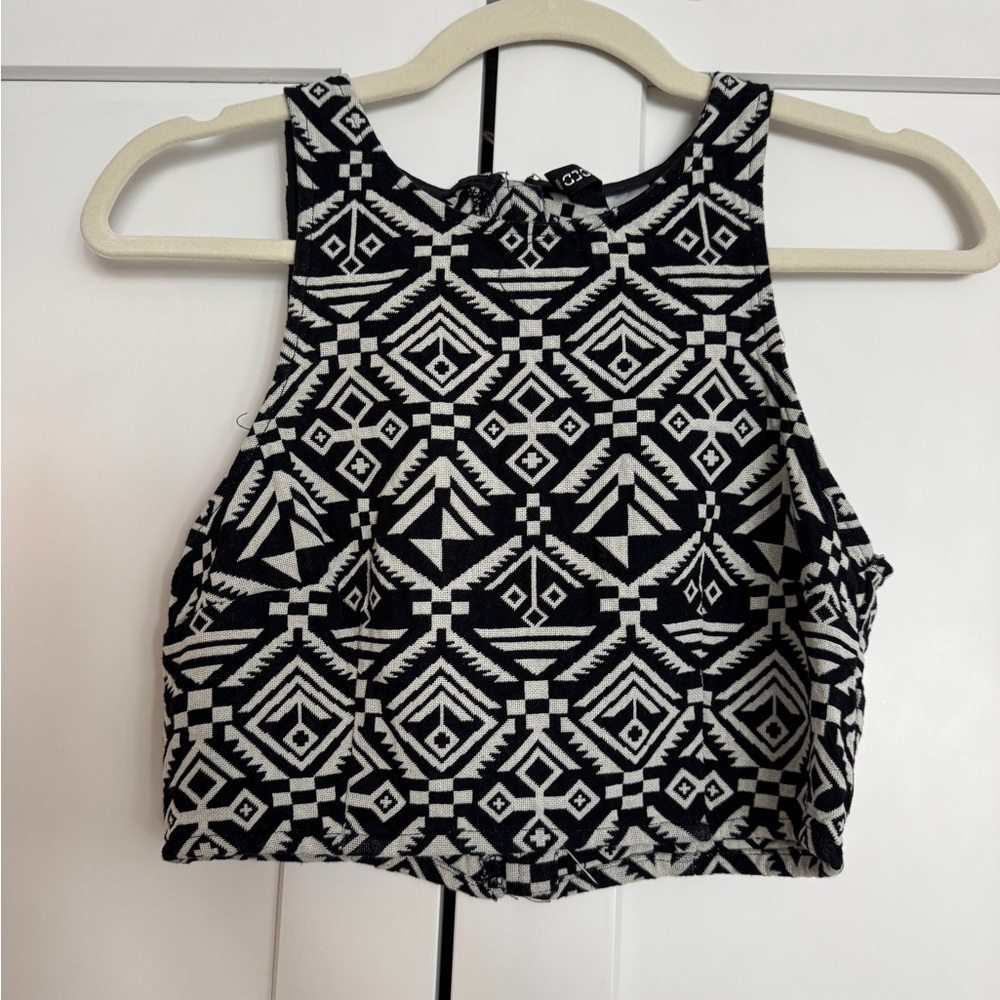 H&M Black and White Patterned Tank Top